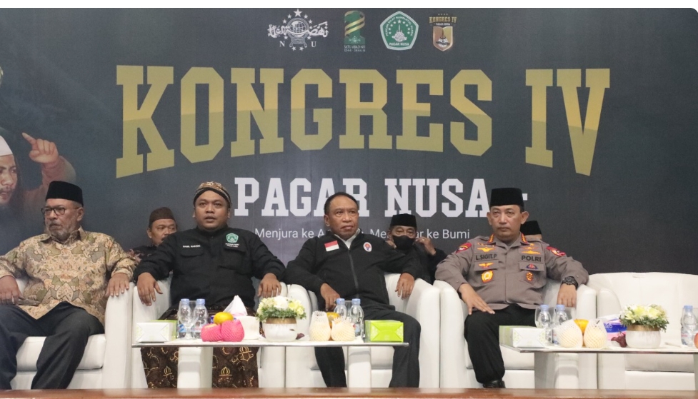 Wakili Presiden Jokowi, Menpora Amali Secara Resmi Membuka Kongres IV ...