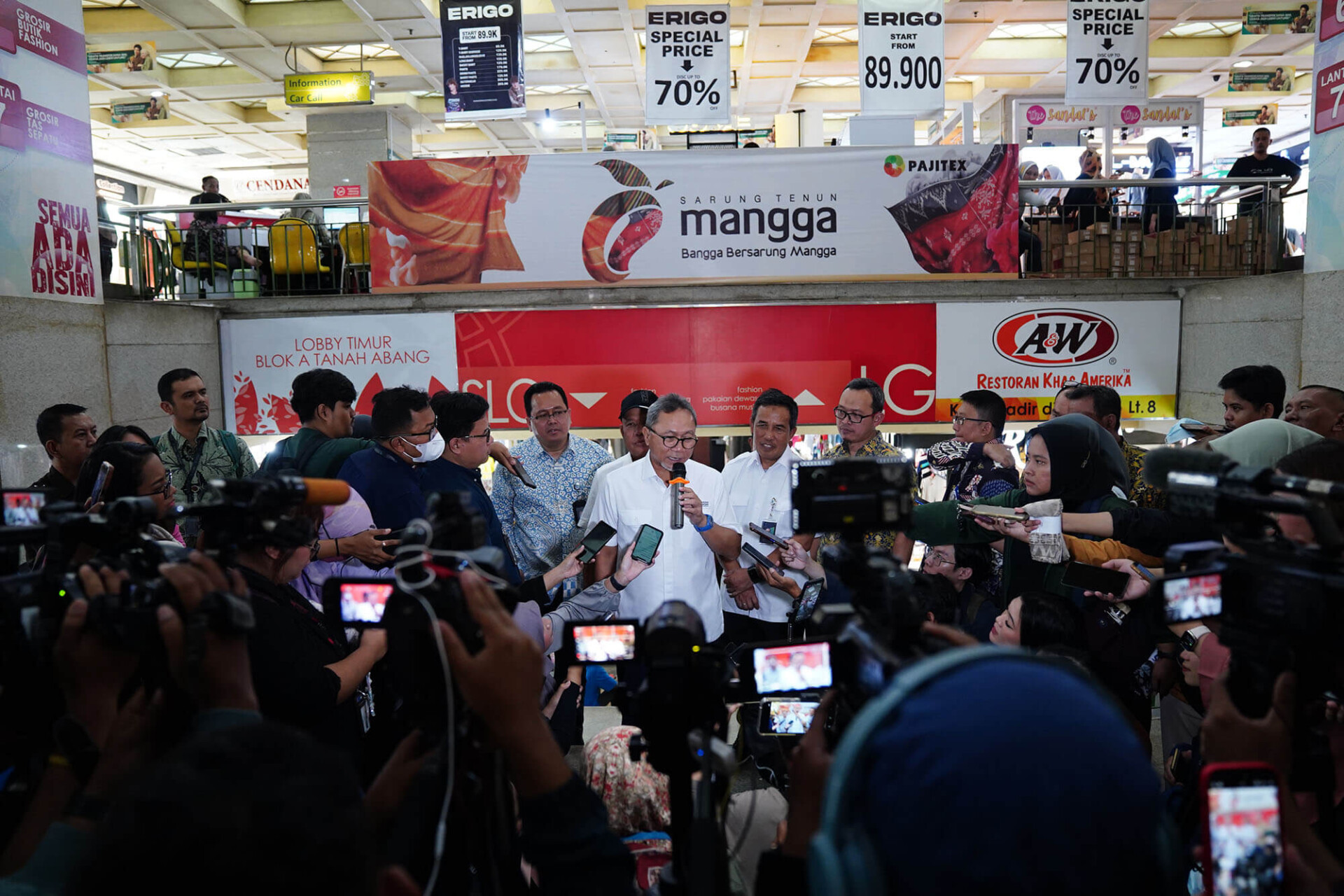 D2pF0SJfW09yrfFVdKH97uedpFr6Kk5P6YNX7x8L