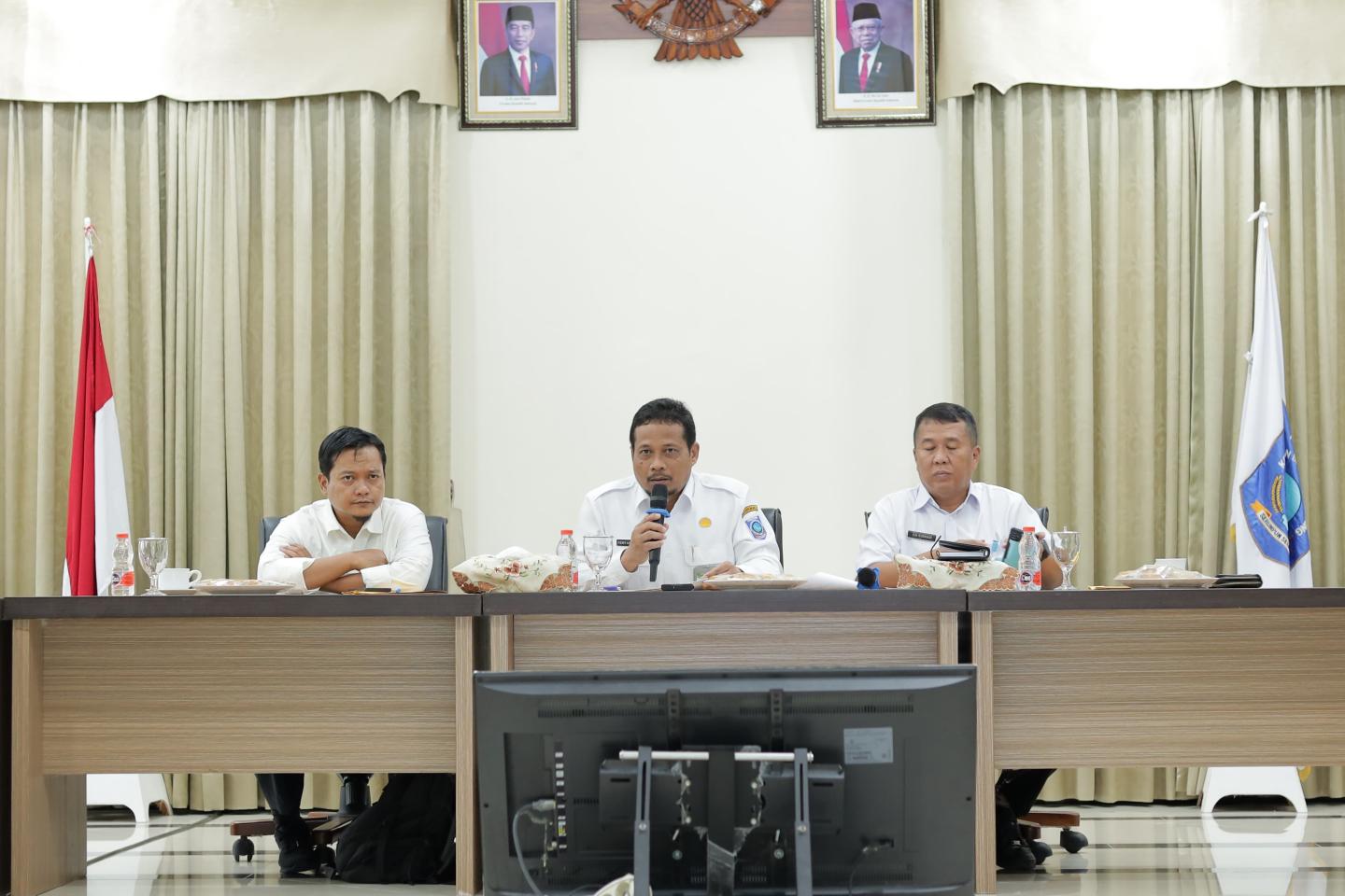 e57b5770-b7ab-4b58-b086-2bc0d7202cc1