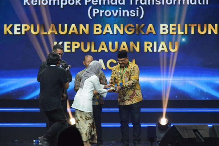 87e65ef7-3d1c-4d85-87b2-54917cb0f233