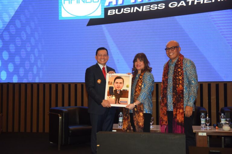 ctZM3zAH2jSe5gRtpbU70HoZRM1Kdbt9zeZANVN4