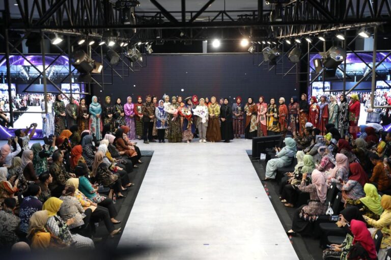 Fashion-Show-Dekranasda