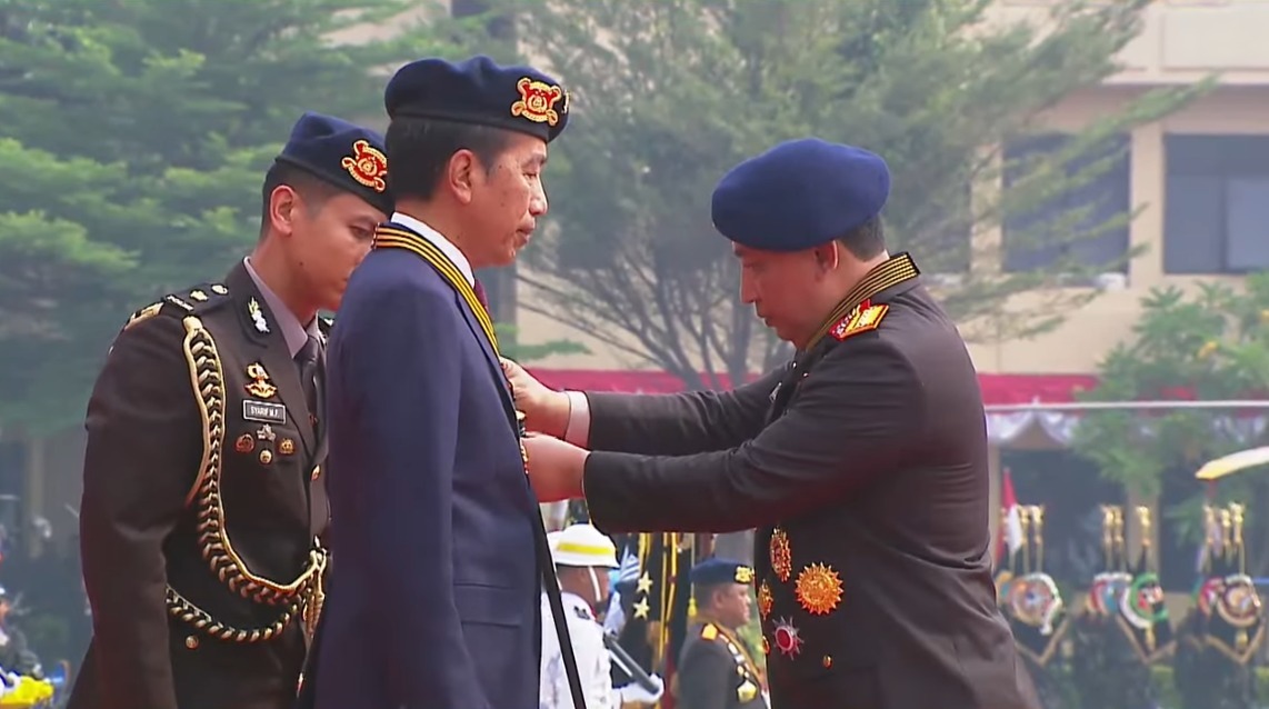 PRESIDEN-DI-ANUGERAHI-LOKA-PRAJA-SAMRAKSHANA