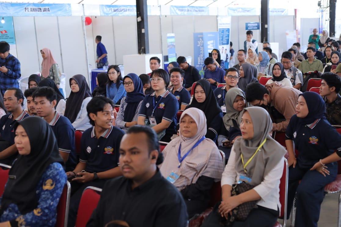 d39807df-d7e6-44d4-9bd5-cf4eec356064