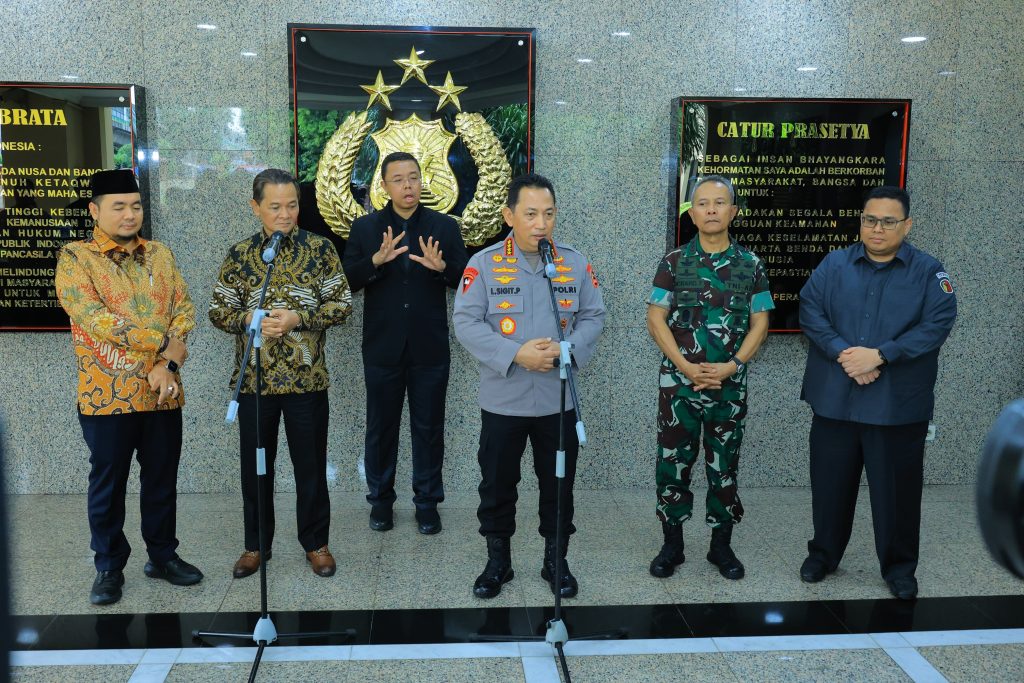 KAPOLRI-DAN-BAWASLU-1-1024x683