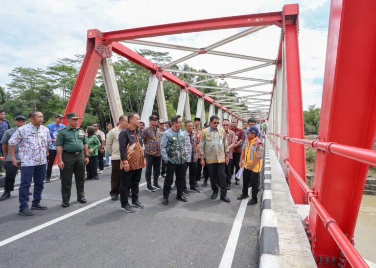 Jembatan-Rejosari-Magelang2-1024x731
