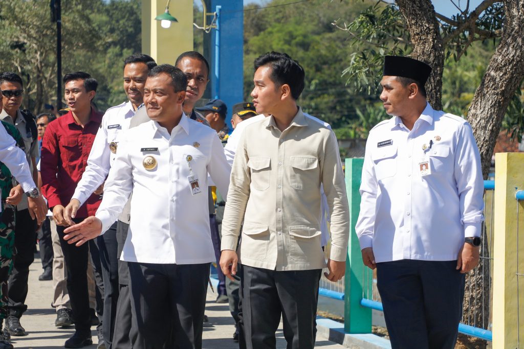 Pelepasan-Benih-Ikan-Rowo-Jombor6-1024x683